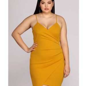 PLUS STRAPPY & STUNNING MINI DRESS